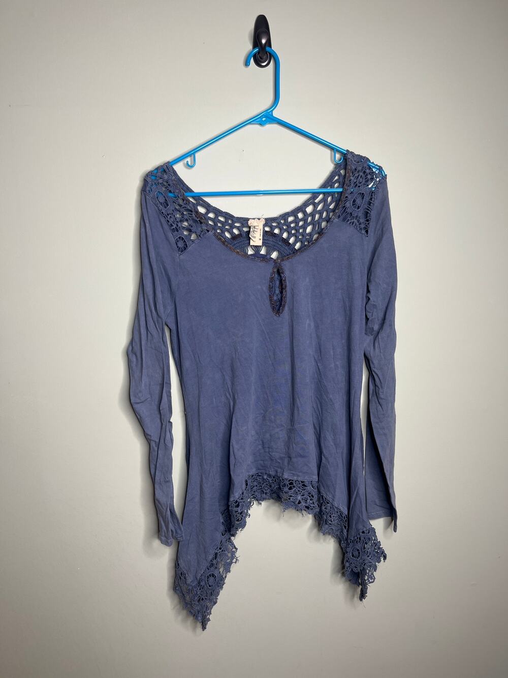 BKE Gimmicks Blue Blouse Medium